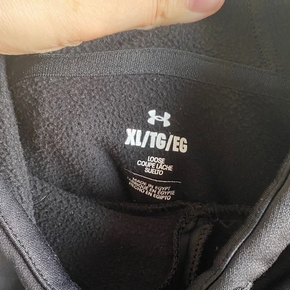 Under Armour Men's Black Hoodie - Picture 2 of 11